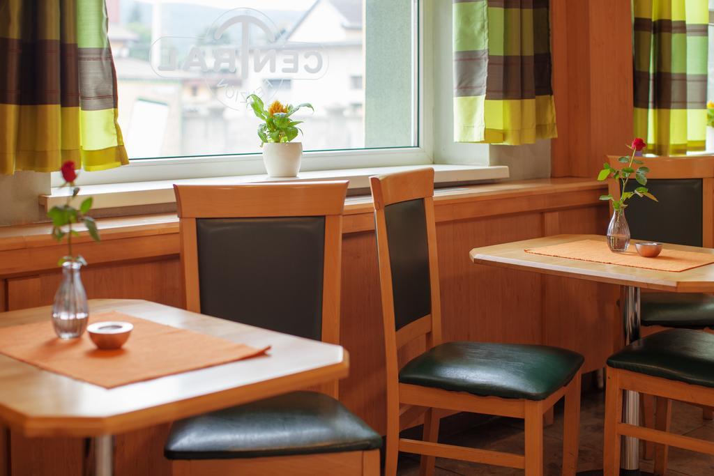 Penzion Central Zvolen Extérieur photo